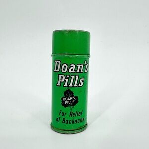 VTG Tin Bottle from Doan’s Pills Green Rusty Container & Lid Mid Century  EMPTY